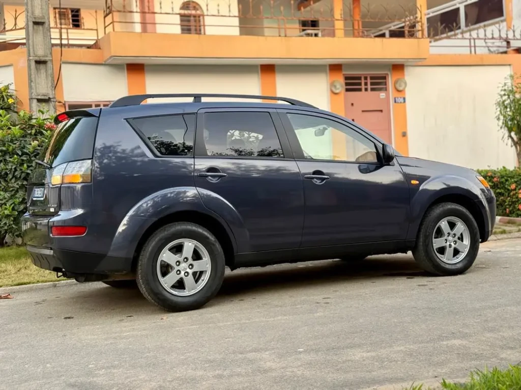 Mitsubishi Outlander à vendre Abidjan - Voiture Côte d'Ivoire