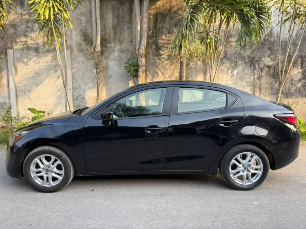 Toyota yaris à vendre Abidjan - Voiture Côte d'Ivoire
