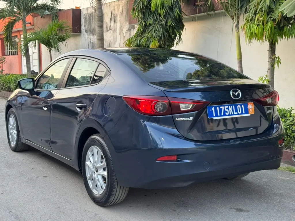 Mazda 3 à vendre Abidjan - Voiture Côte d'Ivoire
