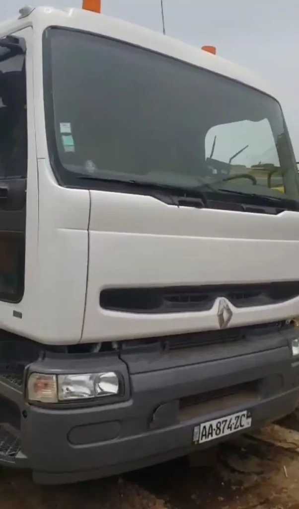Renault Juvaquatre à vendre Abidjan - Voiture Côte d'Ivoire