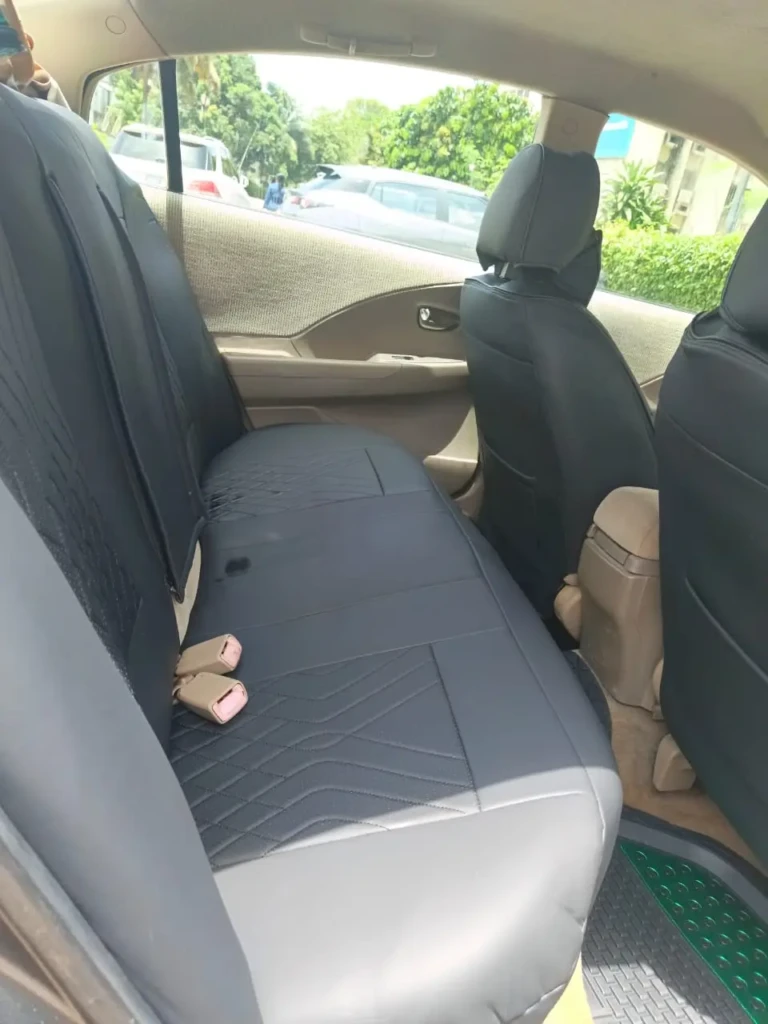 Nissan ALMERIA à vendre Abidjan - Voiture Côte d'Ivoire