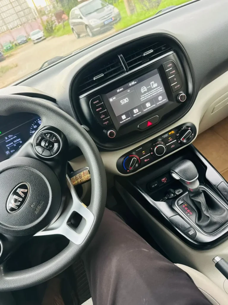 Kia Cerato à vendre Abidjan - Voiture Côte d'Ivoire