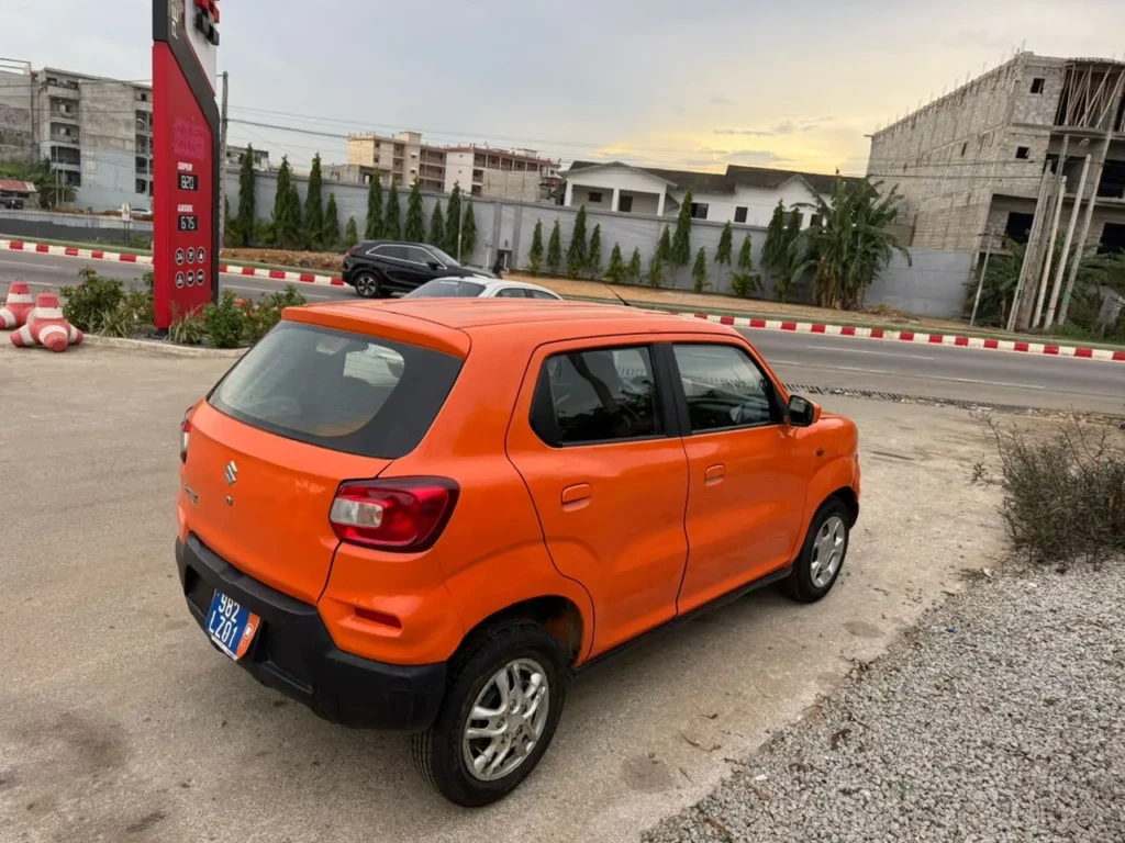 Suzuki Expresso à vendre Abidjan - Voiture Côte d'Ivoire