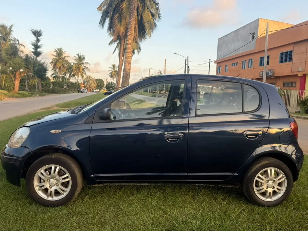 Toyota yaris à vendre Abidjan - Voiture Côte d'Ivoire