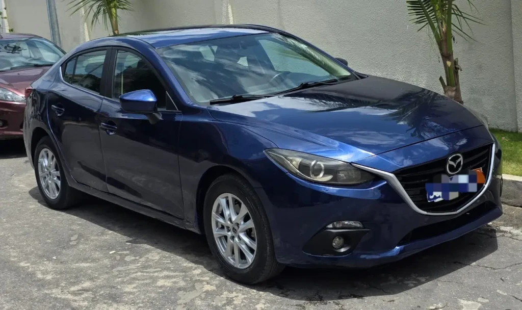 Mazda 3 à vendre Abidjan - Voiture Côte d'Ivoire