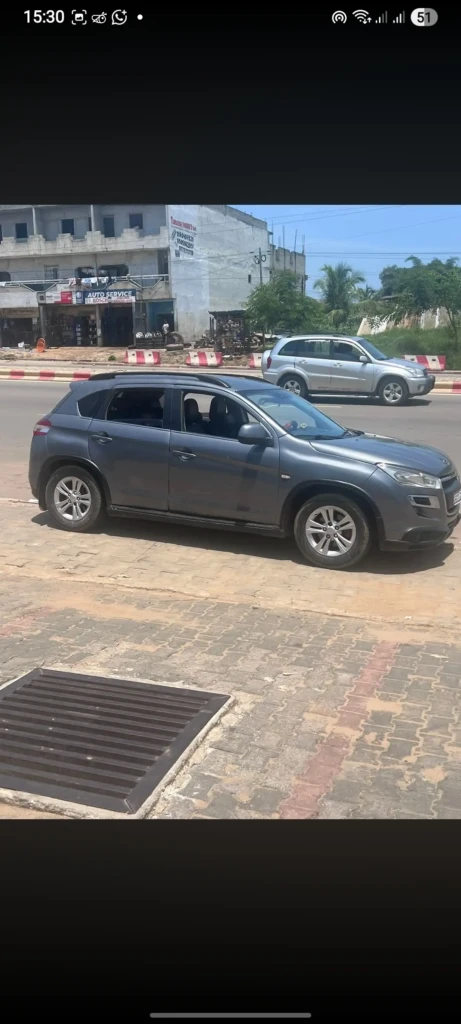 Peugeot 4008 à vendre Abidjan - Voiture Côte d'Ivoire