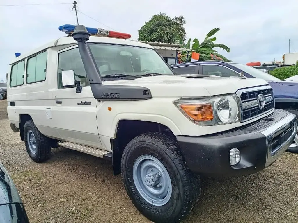 Toyota Land Cruiser J78 à vendre Abidjan - Voiture Côte d'Ivoire