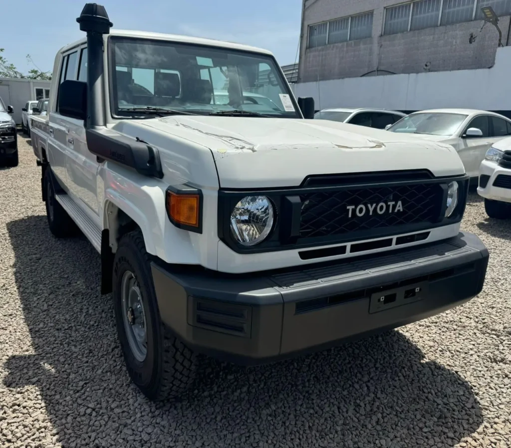 Toyota Land Cruiser J79 à vendre Abidjan - Voiture Côte d'Ivoire
