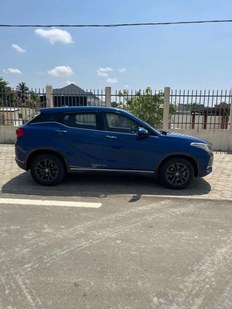 DONG FEN à vendre Abidjan - Voiture Côte d'Ivoire