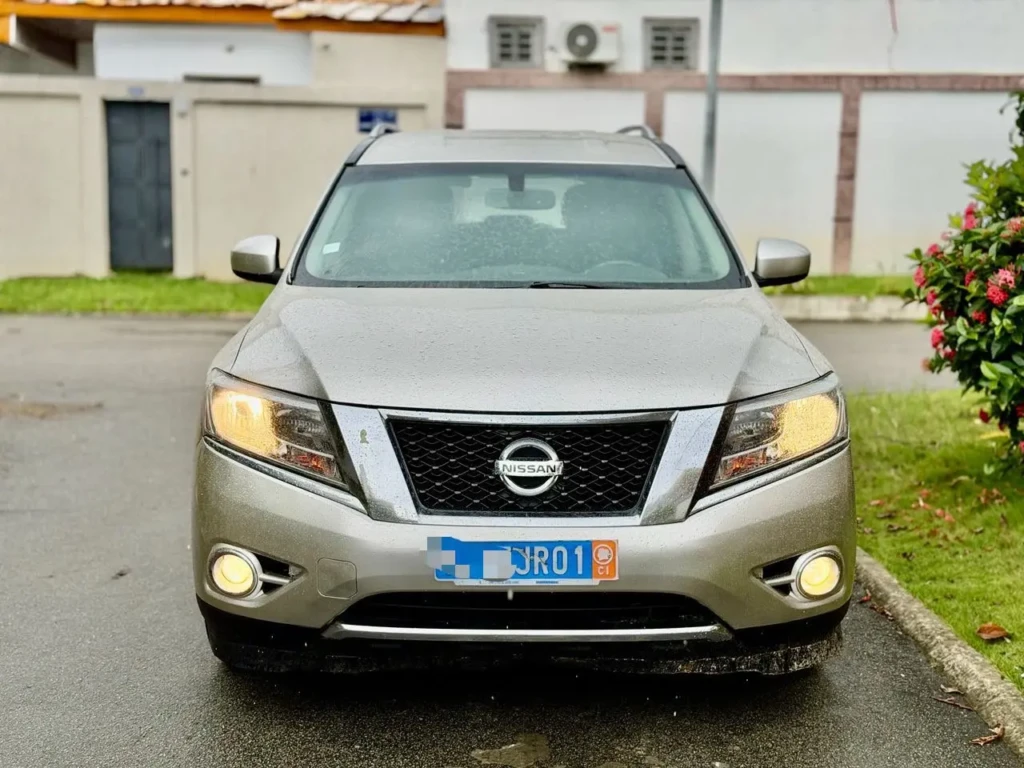 Nissan PATHFINDER à vendre Abidjan - Voiture Côte d'Ivoire