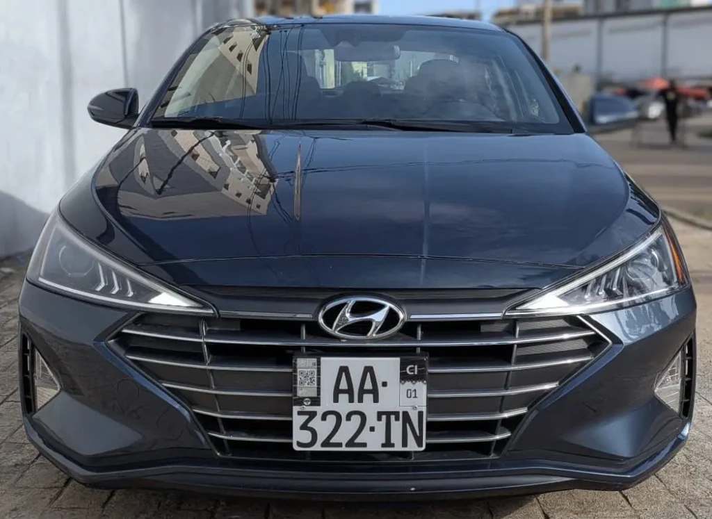 Hyundai Elantra à vendre Abidjan - Voiture Côte d'Ivoire