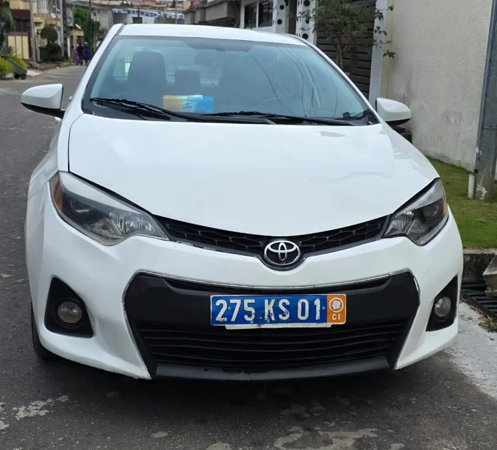 Toyota Corolla Touring sports à vendre Abidjan - Voiture Côte d'Ivoire