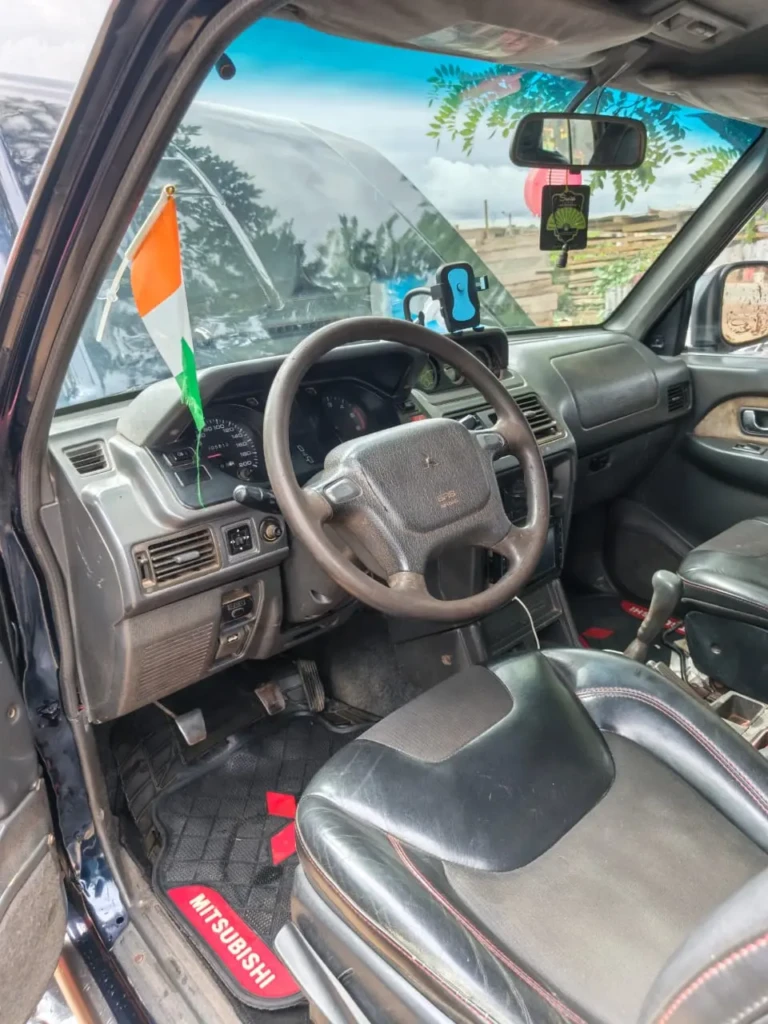 Mitsubishi Pajero 2800 à vendre Abidjan - Voiture Côte d'Ivoire