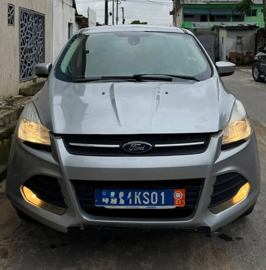 Ford ESCAPE à vendre Abidjan - Voiture Côte d'Ivoire