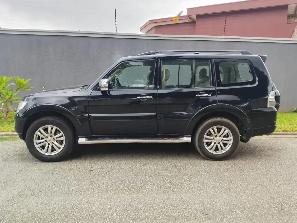 Mitsubishi Pajero à vendre Abidjan - Voiture Côte d'Ivoire