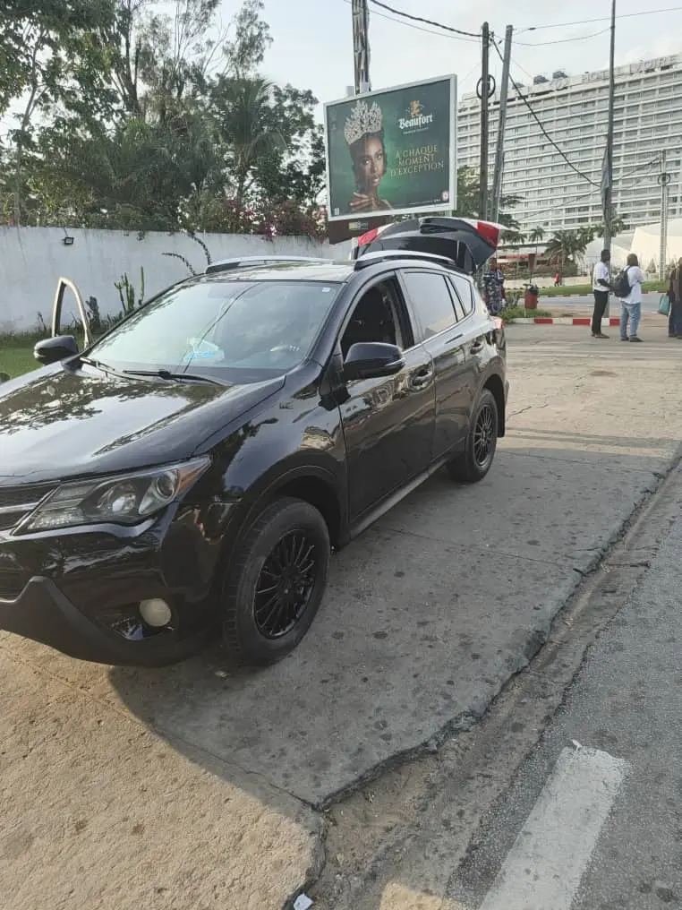Toyota RAV 4 à vendre Abidjan - Voiture Côte d'Ivoire