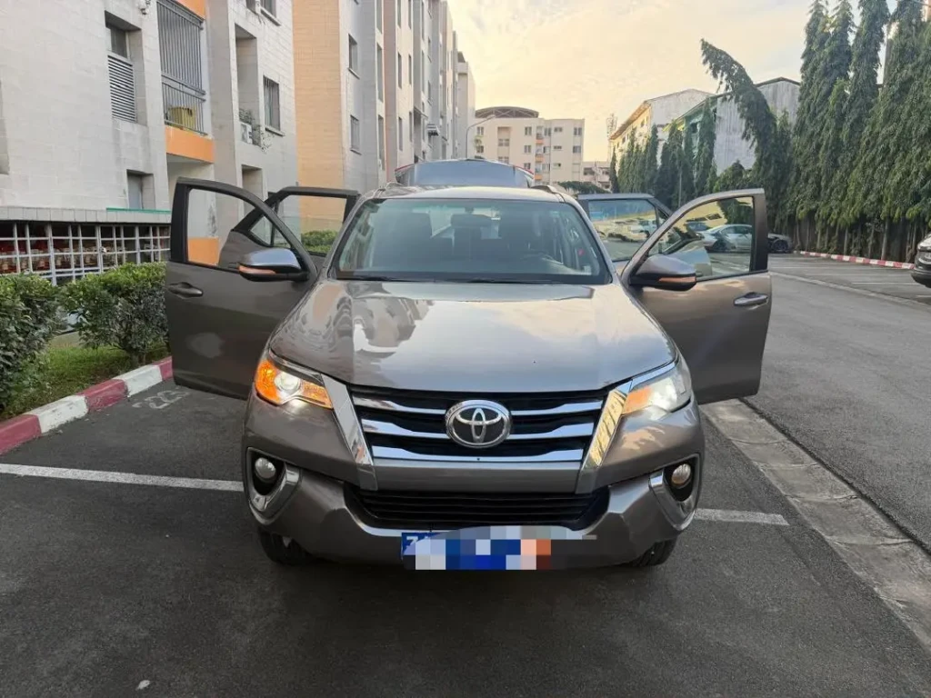 Toyota Fortuner à vendre Abidjan - Voiture Côte d'Ivoire