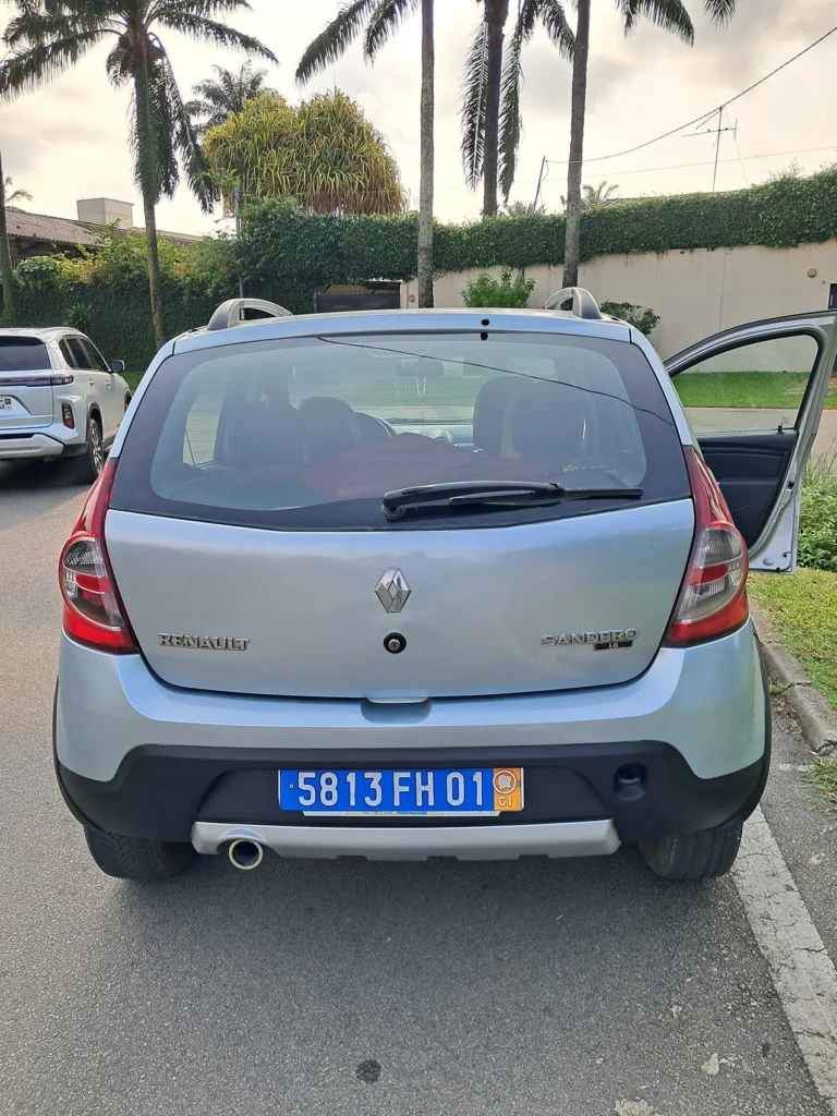 Renault sandero à vendre Abidjan - Voiture Côte d'Ivoire