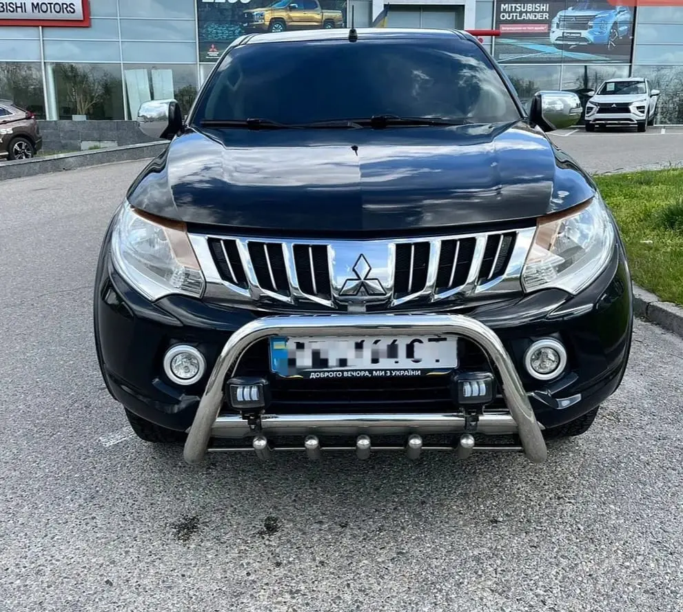 Mitsubishi L200 à vendre Abidjan - Voiture Côte d'Ivoire