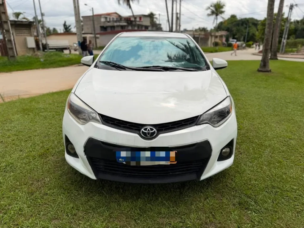 Toyota Corolla à vendre Abidjan - Voiture Côte d'Ivoire