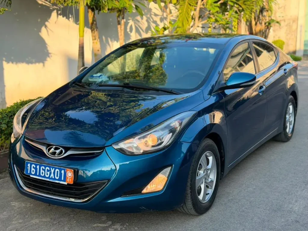 Hyundai Elantra à vendre Abidjan - Voiture Côte d'Ivoire