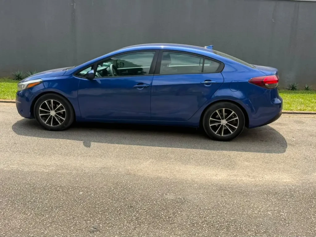 Kia Forte à vendre Abidjan - Voiture Côte d'Ivoire