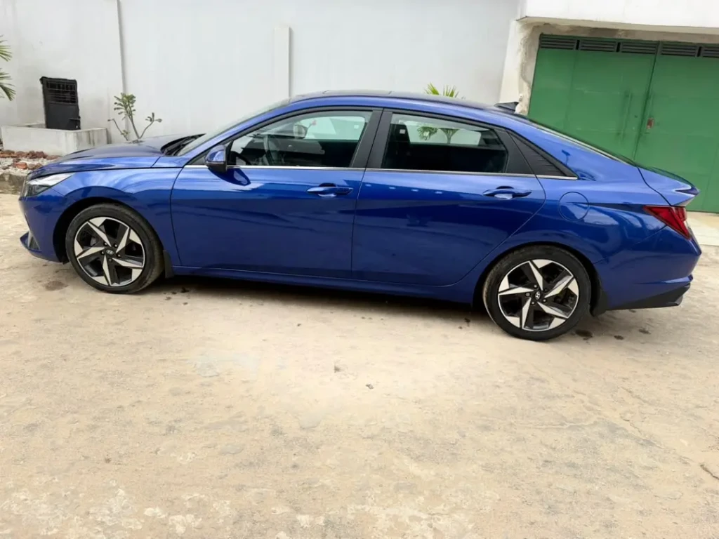 Hyundai Elantra à vendre Abidjan - Voiture Côte d'Ivoire