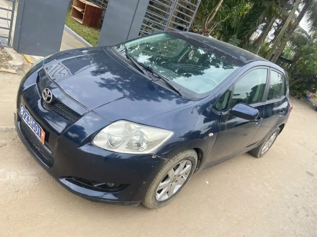 Toyota Auris à vendre Abidjan - Voiture Côte d'Ivoire
