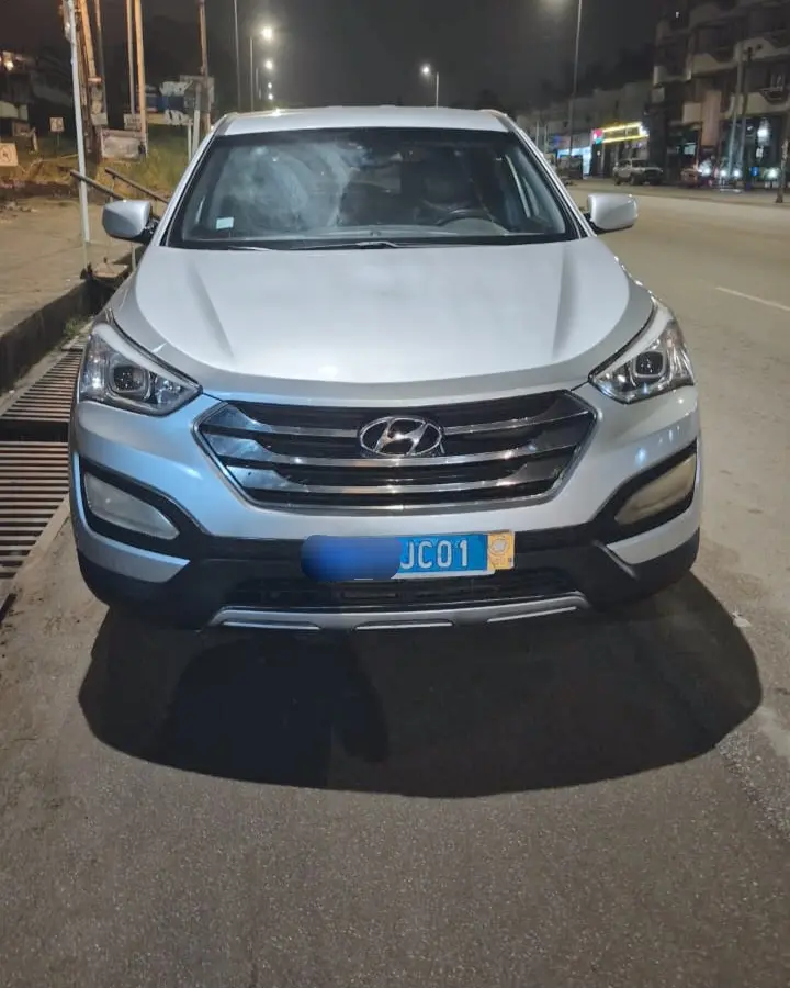 Hyundai Santa Fé à vendre Abidjan - Voiture Côte d'Ivoire