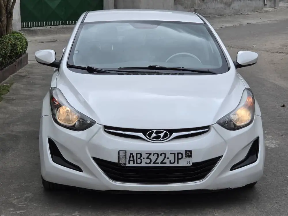 Hyundai Elantra à vendre Abidjan - Voiture Côte d'Ivoire
