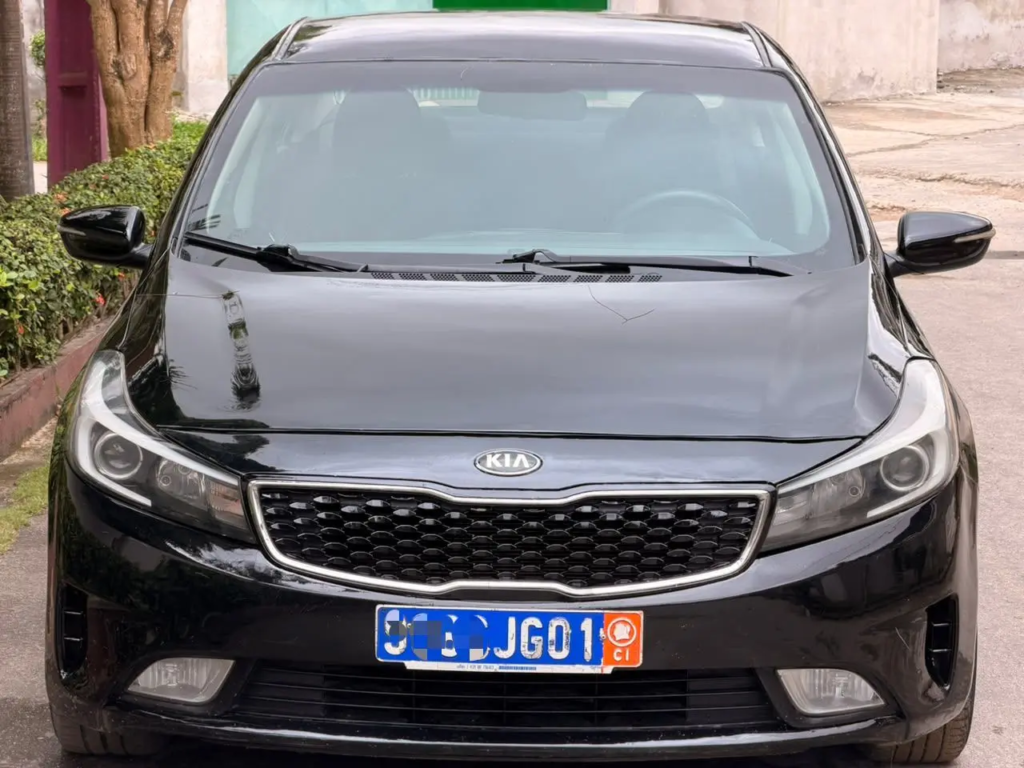 Kia Cerato à vendre Abidjan - Voiture Côte d'Ivoire