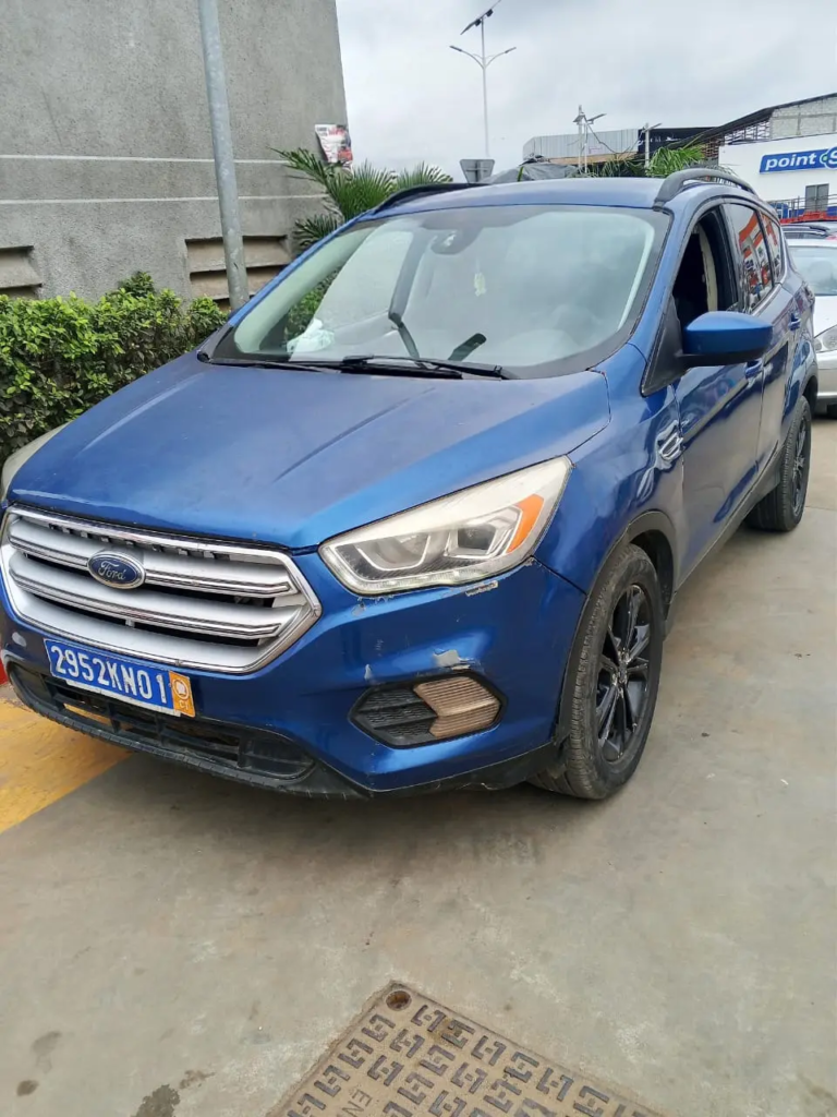 Ford ESCAPE à vendre Abidjan - Voiture Côte d'Ivoire