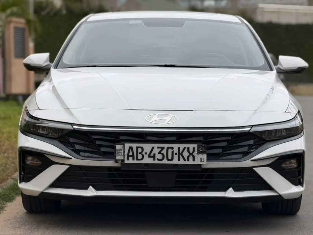 Hyundai Elantra à vendre Abidjan - Voiture Côte d'Ivoire