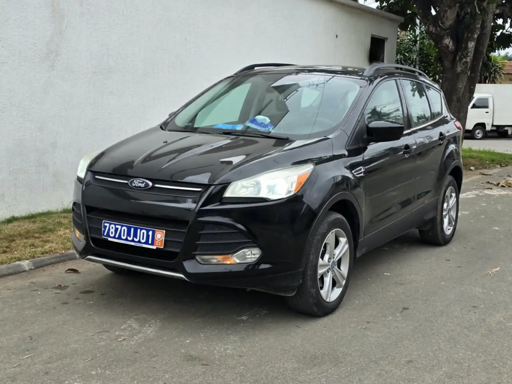 Ford ESCAPE à vendre Abidjan - Voiture Côte d'Ivoire