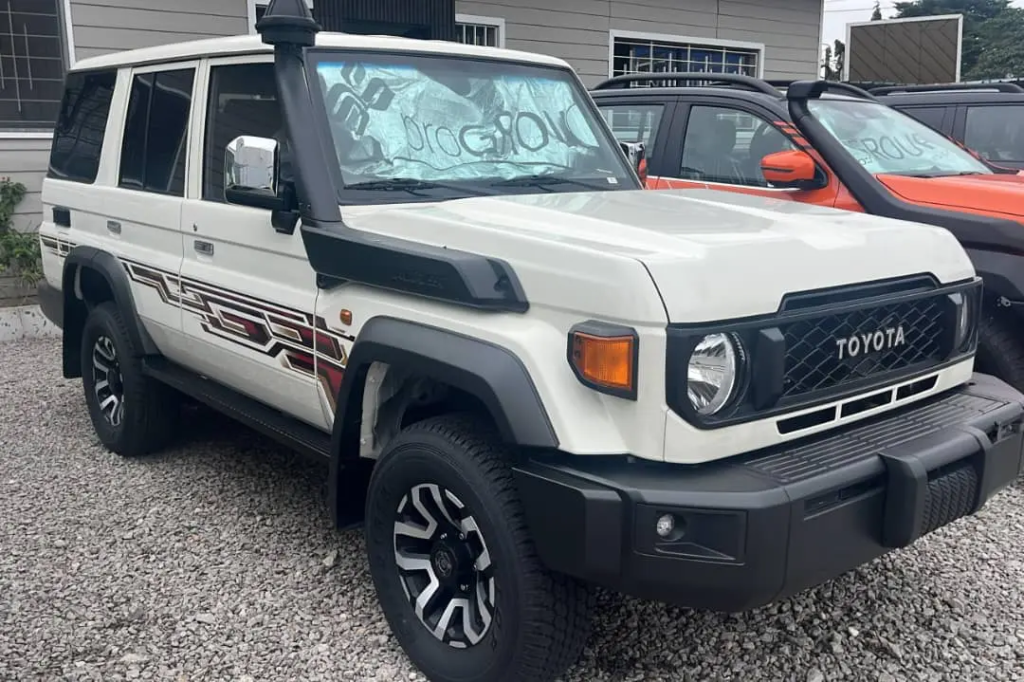 Toyota LX à vendre Abidjan - Voiture Côte d'Ivoire