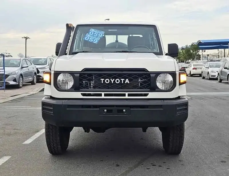 Toyota Land Cruiser J79 à vendre Abidjan - Voiture Côte d'Ivoire