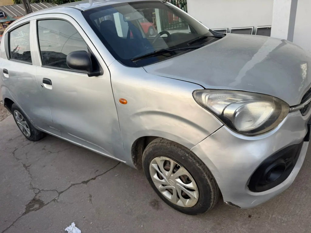 Toyota Vitz à vendre Abidjan - Voiture Côte d'Ivoire