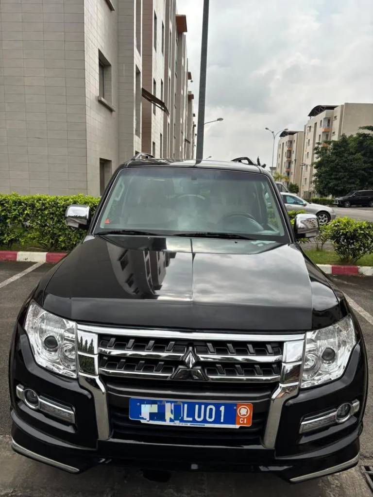 Mitsubishi Pajero à vendre Abidjan - Voiture Côte d'Ivoire