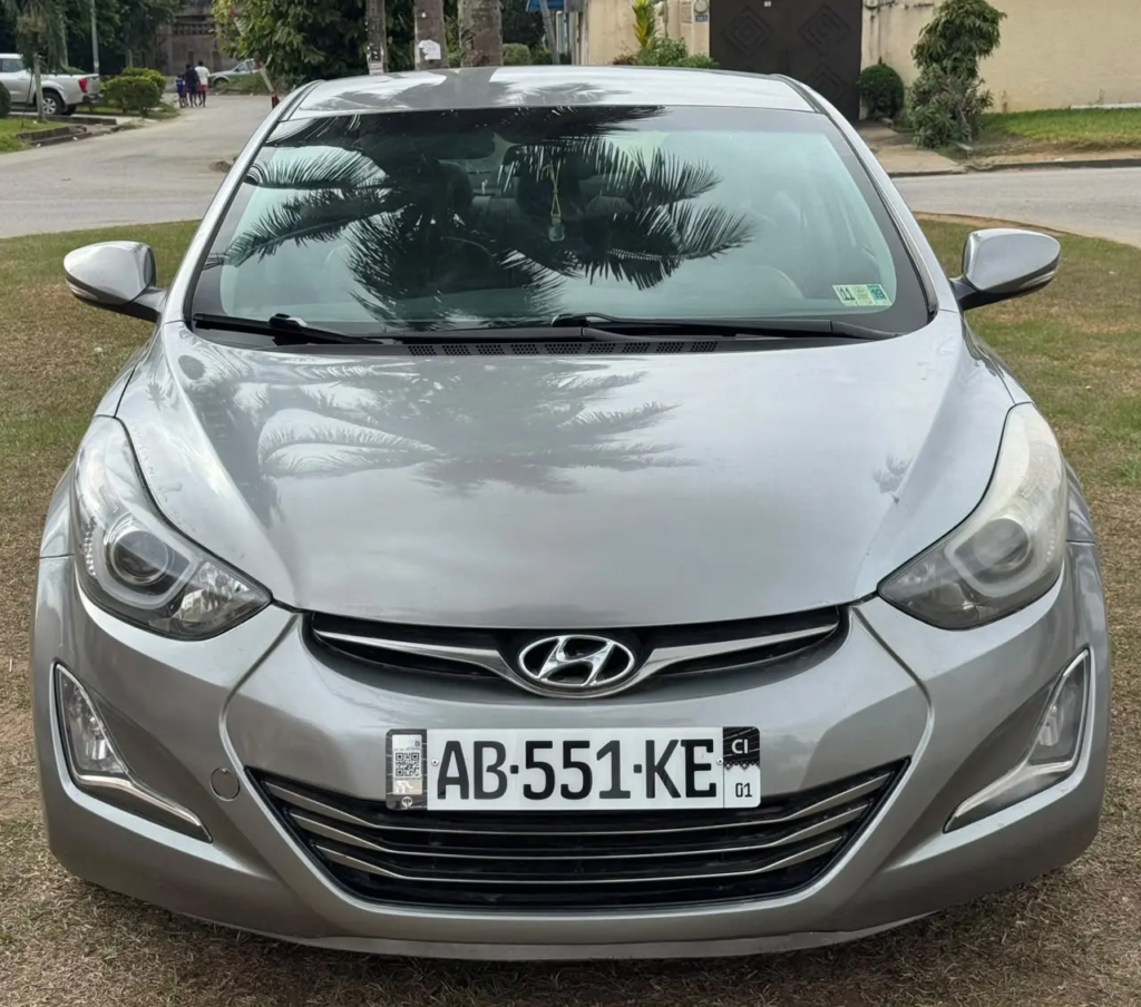 Hyundai Elantra à vendre Abengourou - Voiture Côte d'Ivoire