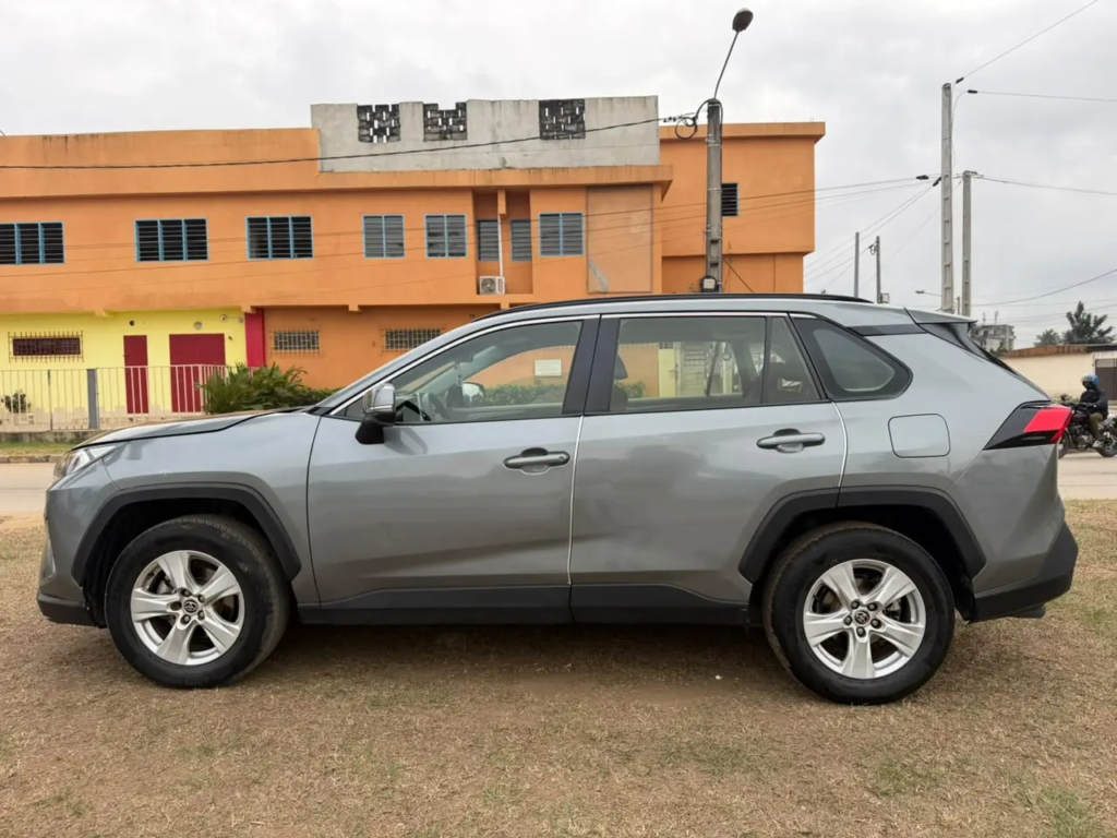 Toyota RAV 4 à vendre Abidjan - Voiture Côte d'Ivoire