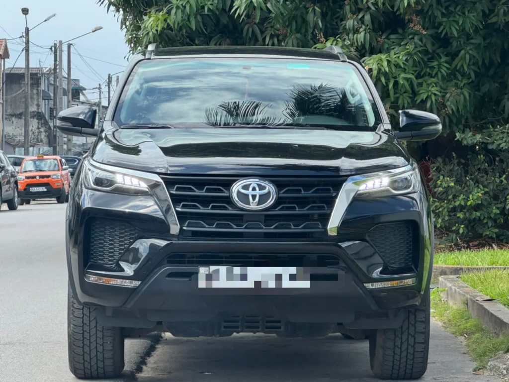 Toyota Fortuner à vendre Abidjan - Voiture Côte d'Ivoire