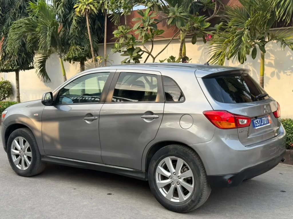 Mitsubishi Outlander à vendre Abidjan - Voiture Côte d'Ivoire
