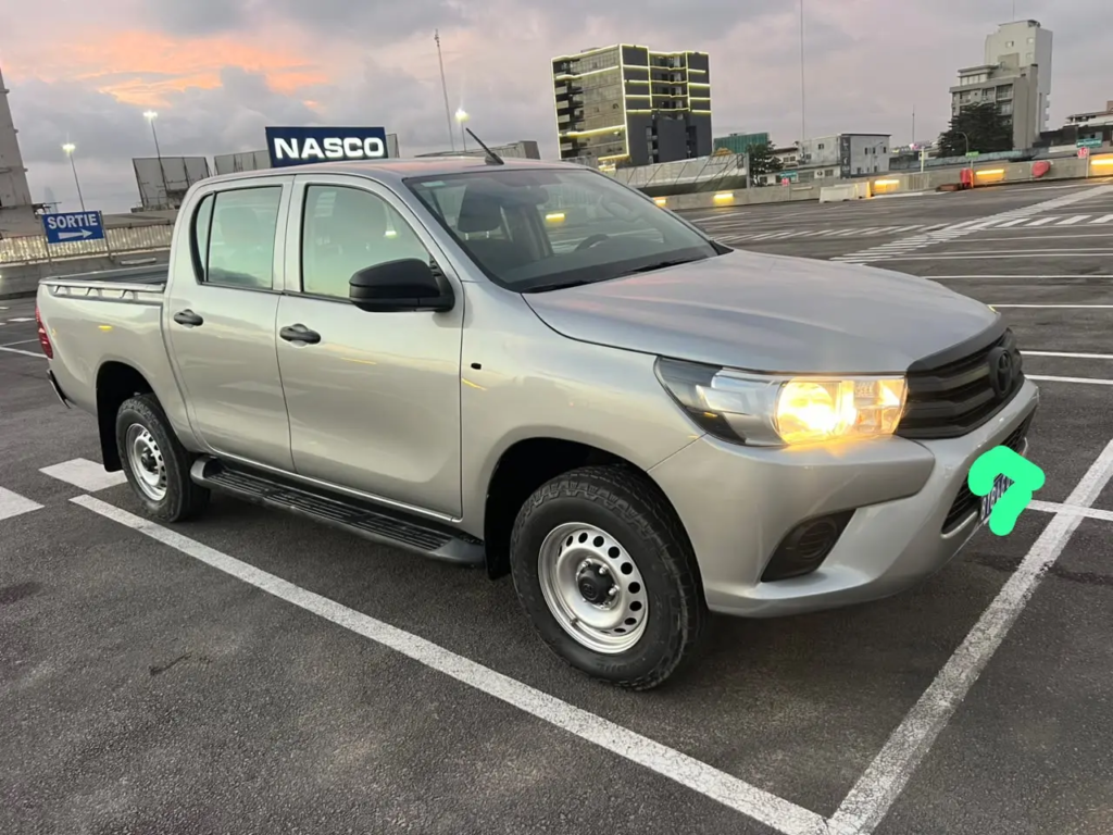 Toyota Hilux à vendre Abidjan - Voiture Côte d'Ivoire