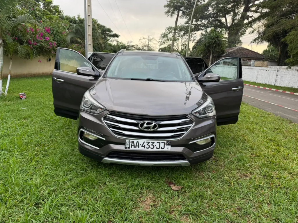 Hyundai Santafe à vendre Abidjan - Voiture Côte d'Ivoire